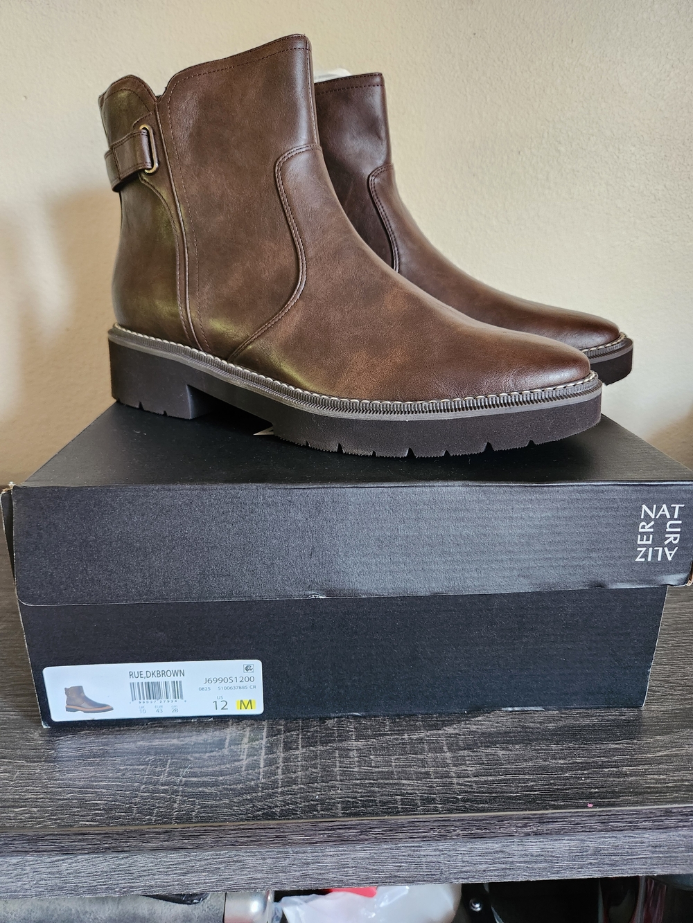 Brown Women's Chelsea Boots - Brown